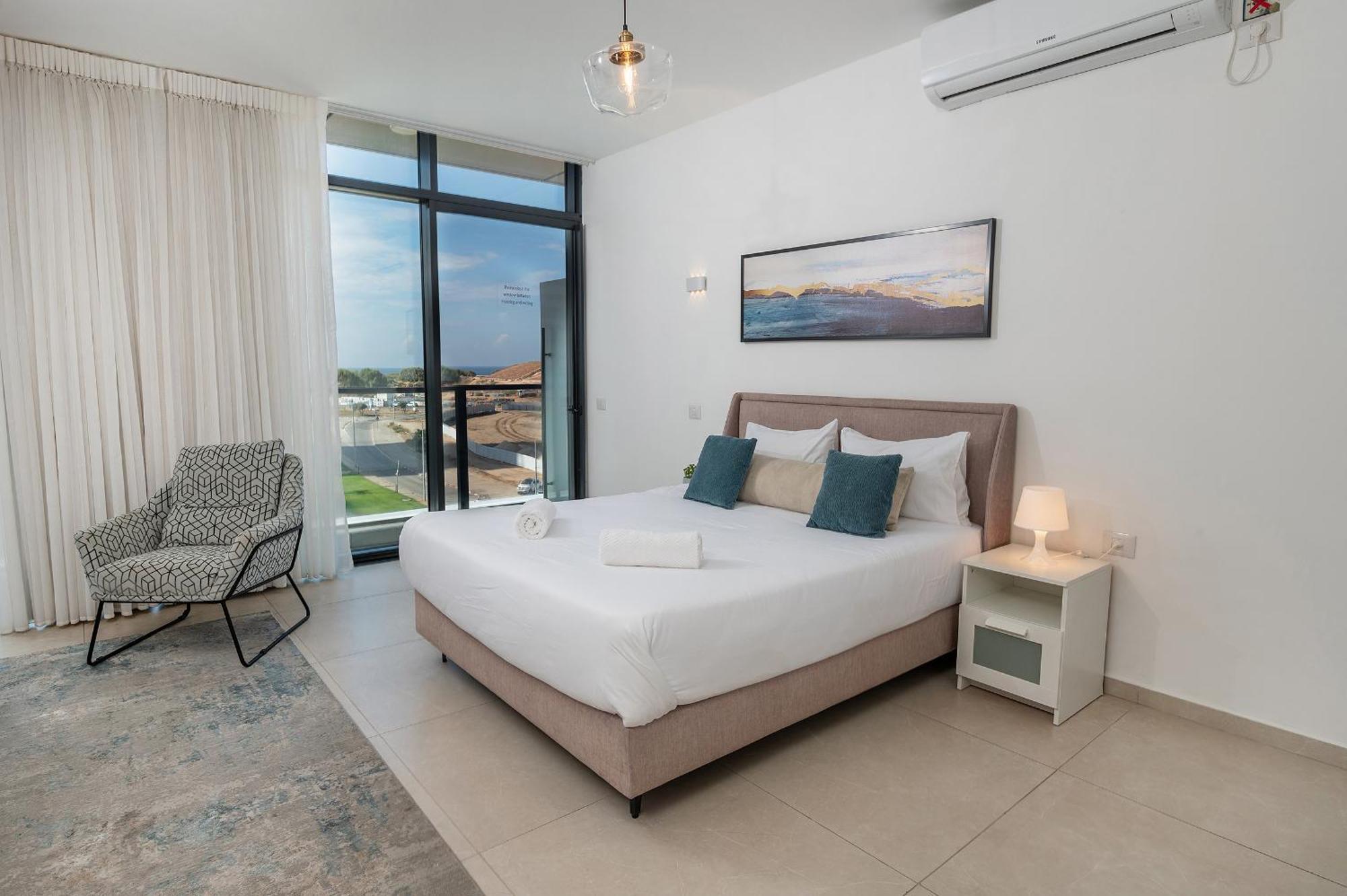Hi-Yam Seaview Apartments & Suites - יש ממ"ד Bat Yam Exterior foto