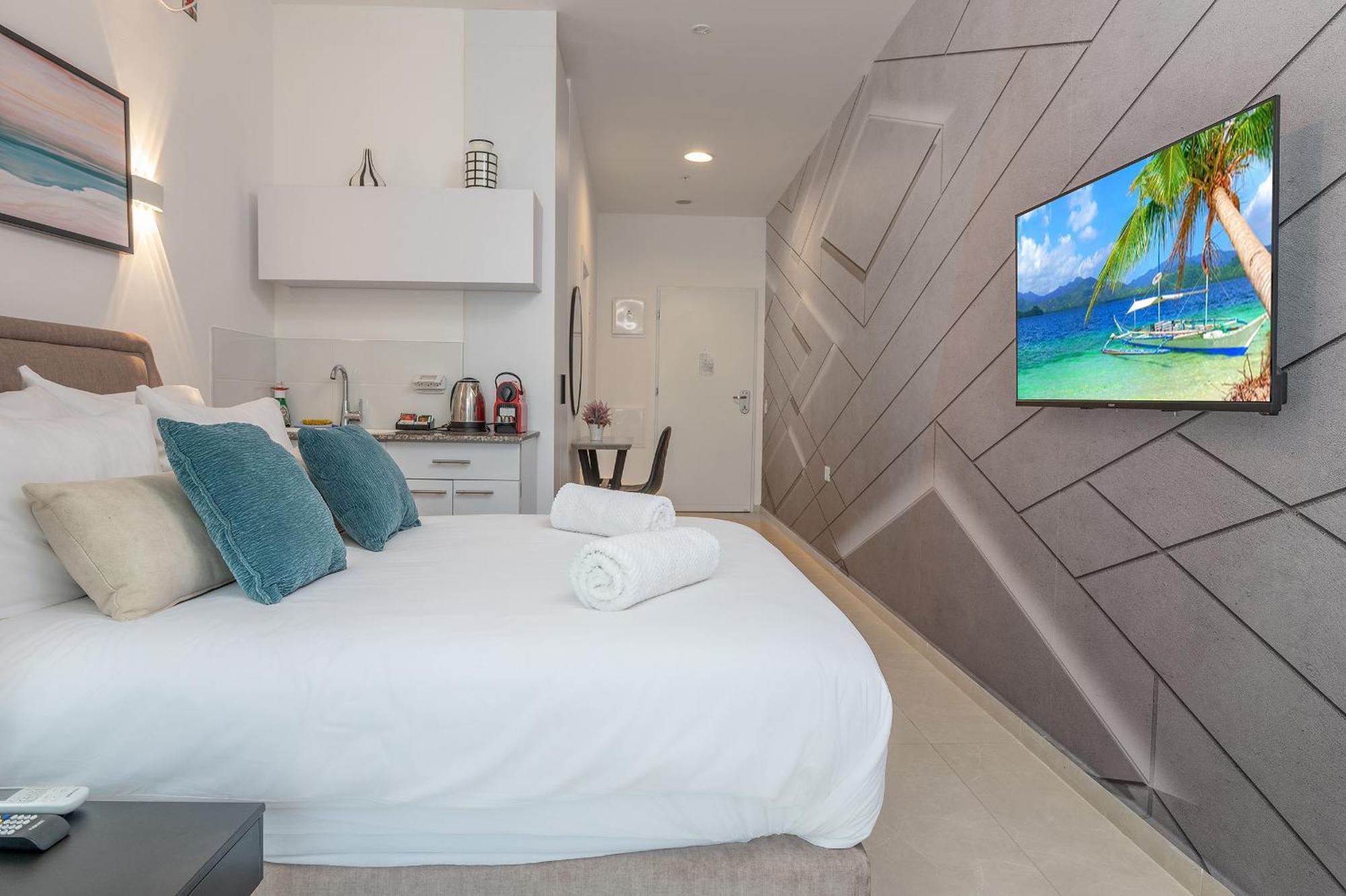 Hi-Yam Seaview Apartments & Suites - יש ממ"ד Bat Yam Exterior foto